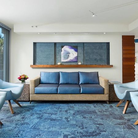 Courtyard By Marriott Waikiki Beach Гонолулу Экстерьер фото