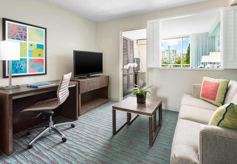 Courtyard By Marriott Waikiki Beach Гонолулу Экстерьер фото
